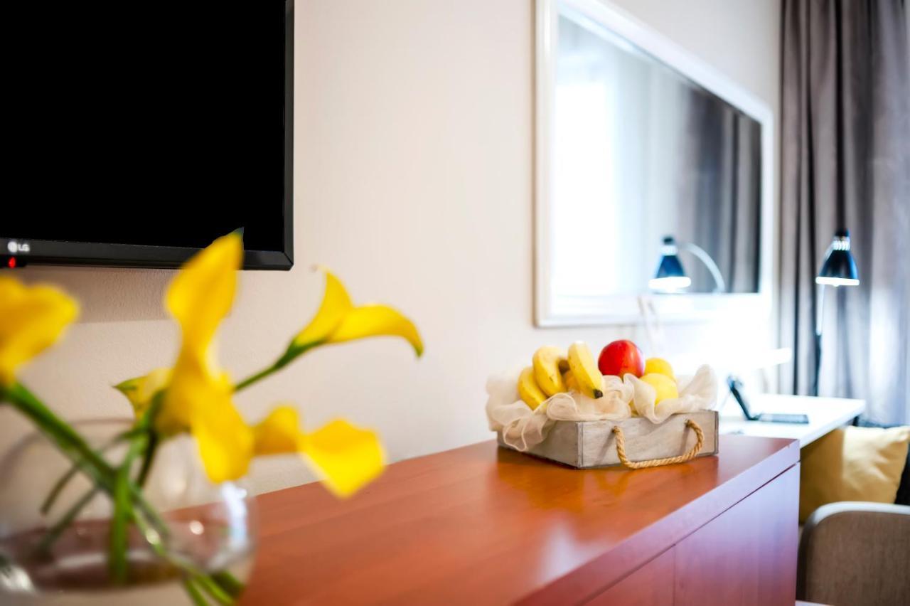 Villa Milli B&B 로비니 외부 사진