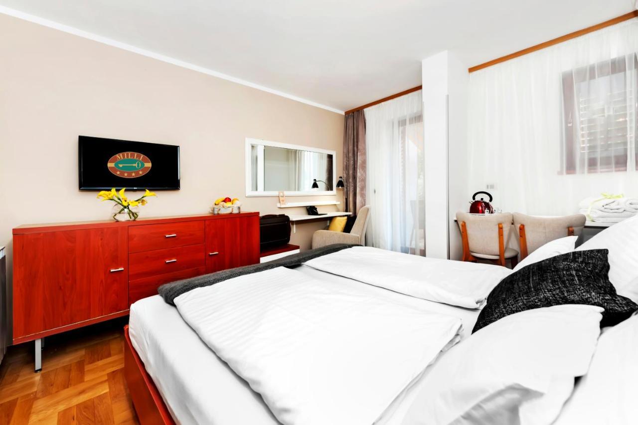 Villa Milli B&B 로비니 외부 사진
