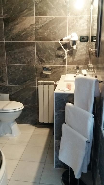 Villa Milli B&B 로비니 외부 사진