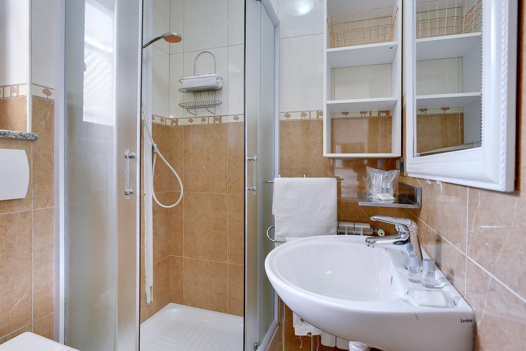Villa Milli B&B 로비니 외부 사진