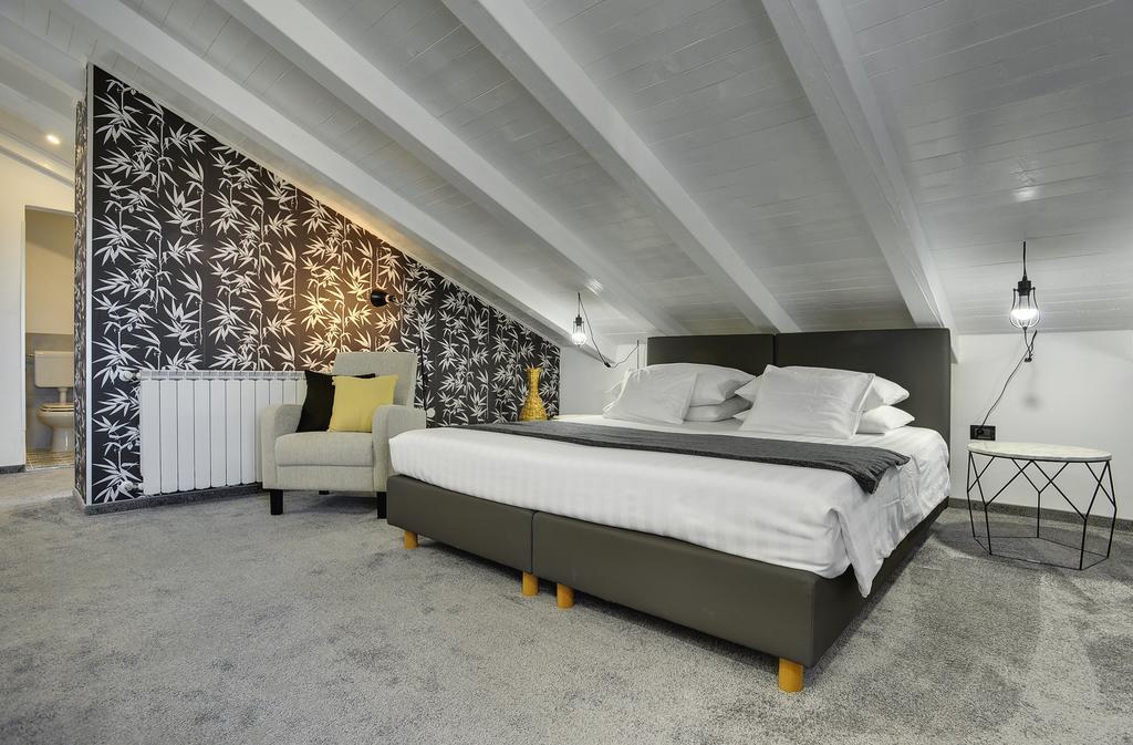 Villa Milli B&B 로비니 외부 사진