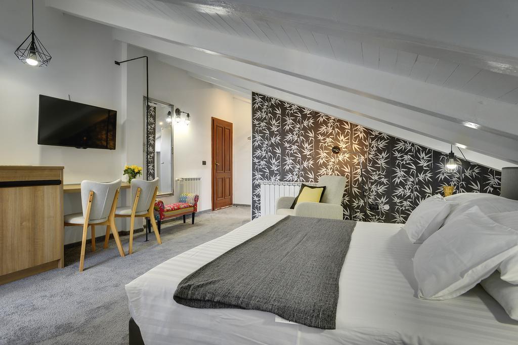 Villa Milli B&B 로비니 외부 사진
